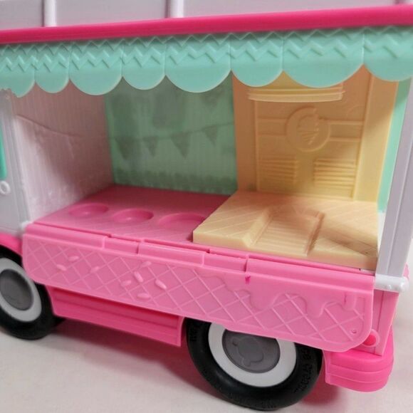 2016 MGA Entertainment - Ice Cream Truck Toy - Picture 8 of 10
